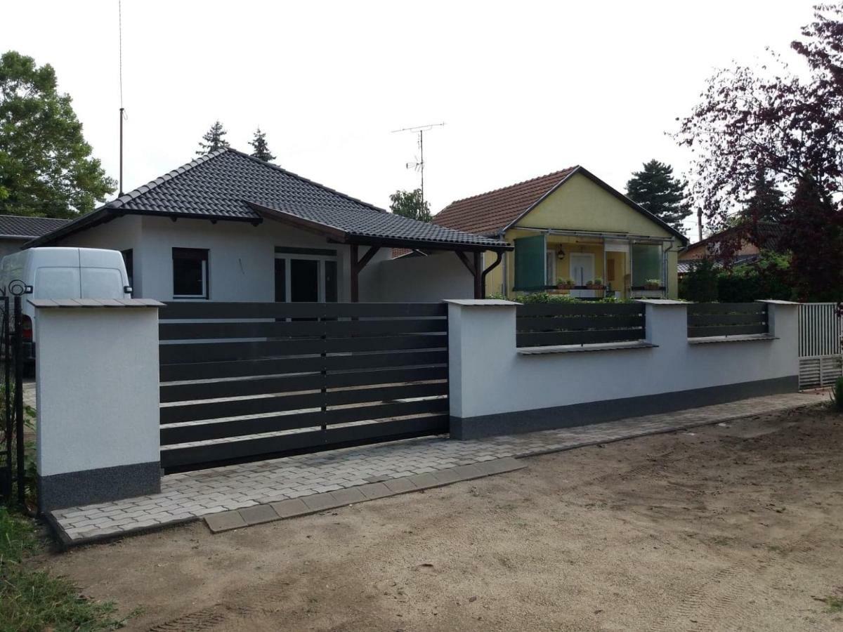 Tisza Dream Apartman Tiszakécske Exterior foto